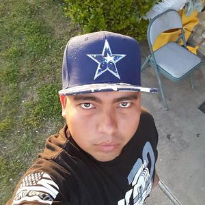 Meet your Posher, Cesar